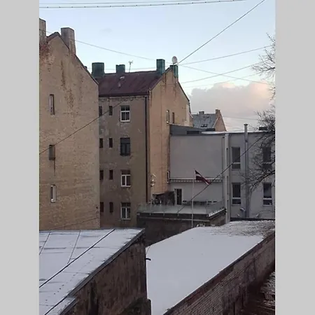 Bright And Cozy In Centre *