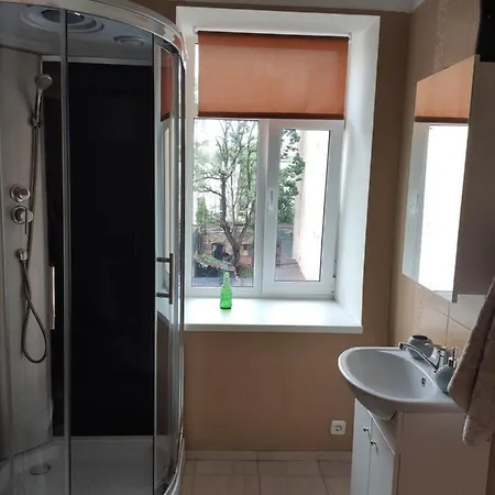 Апартаменти Bright And Cozy In Centre *